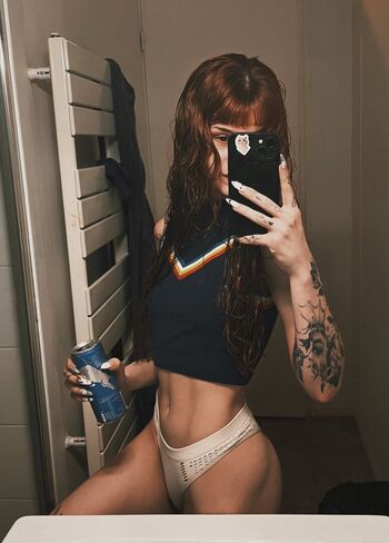 Full leaked Selenophiliaa private onlyfans photo