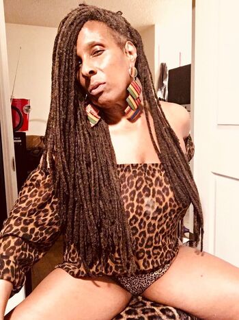 Full leaked Selethea jones private onlyfans photo