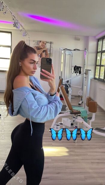 Full leaked Selilavie private onlyfans photo