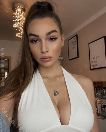 Full leaked Selilavie private onlyfans photo