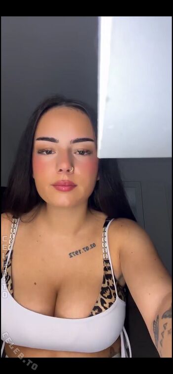 Full leaked Seloo private photo