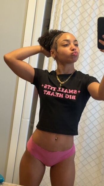 Full leaked Sendtee private photo