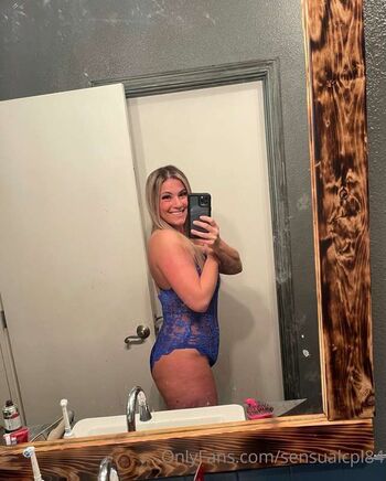 Full leaked Sensualcpl private onlyfans photo