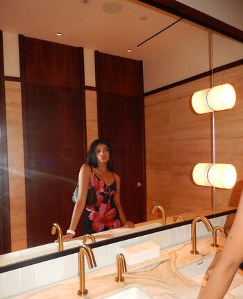 Full leaked Serah vinod private photo