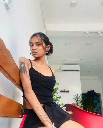 Full leaked Serah private onlyfans photo