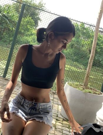 Full leaked Serah private onlyfans photo