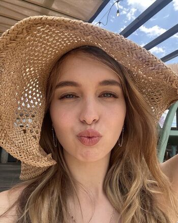 Full leaked Serena skybourne page private photo