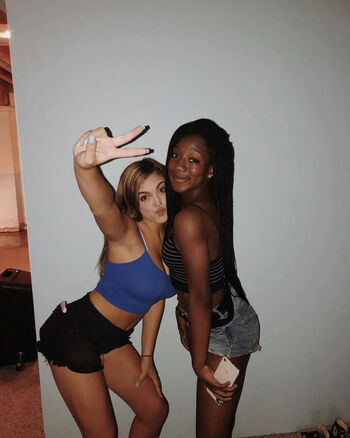 Full leaked Serena page private photo