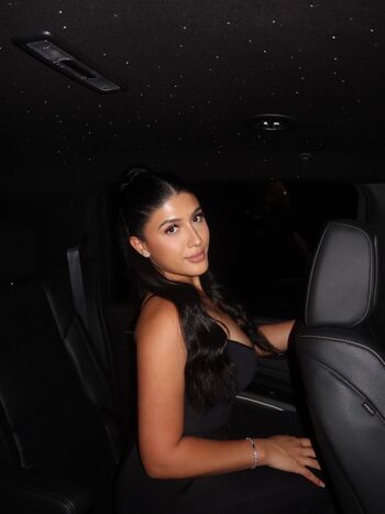 Full leaked Serenaaz private photo