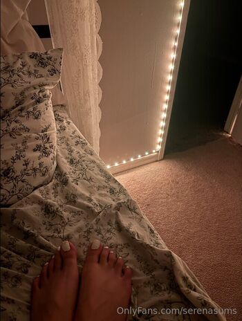 Full leaked Serenasums  page private onlyfans photo