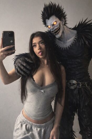 Full leaked Serenasums private onlyfans photo