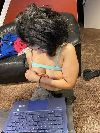 Full leaked Serenawantsyouvip private onlyfans photo