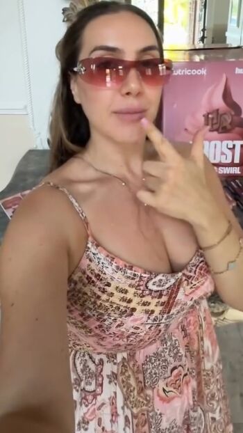 Full leaked Serene hesri private photo