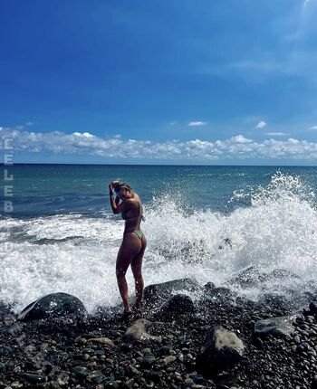 Full leaked Serineandersen private onlyfans photo