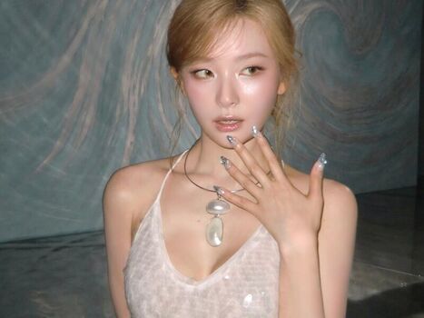Full leaked Seulgi page private photo