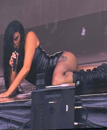 Full leaked Sevdaliza page private photo