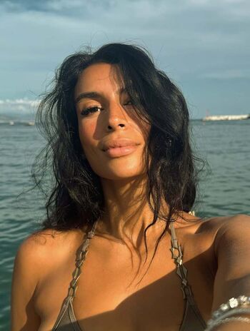 Full leaked Sevdaliza page private photo