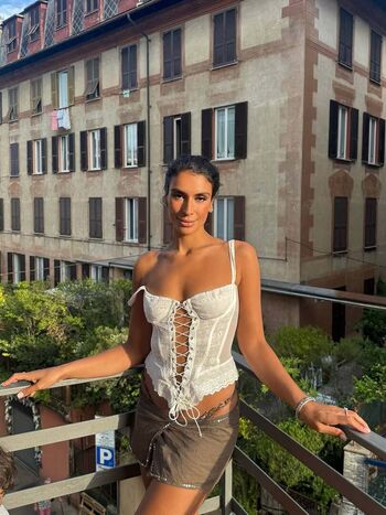 Full leaked Sevdaliza private photo