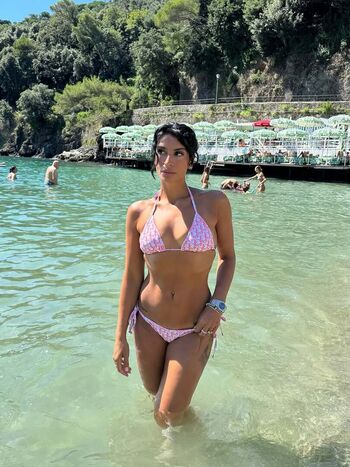 Full leaked Sevdaliza private photo
