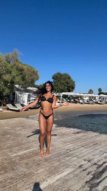 Full leaked Sevdaliza page private photo