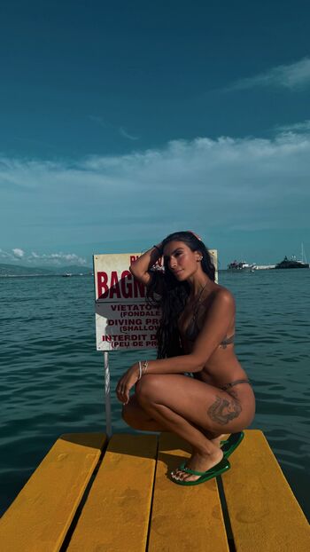 Full leaked Sevdaliza page private photo