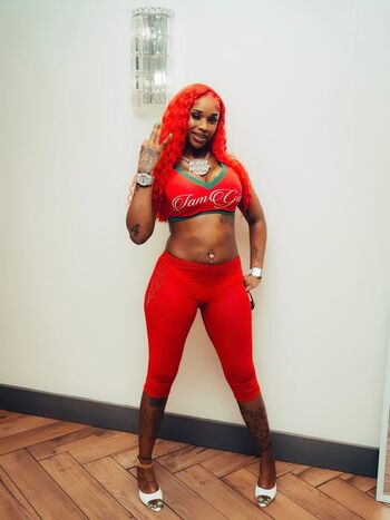 Full leaked Sexxy red private photo