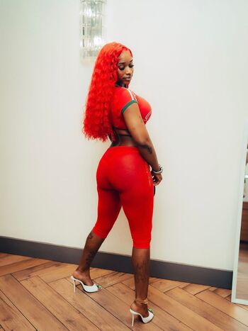 Full leaked Sexxy red private photo