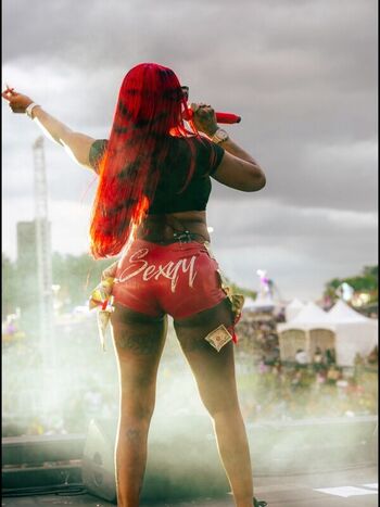 Full leaked Sexxy red page private photo