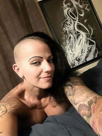 Full leaked Sexy workout babe private photo