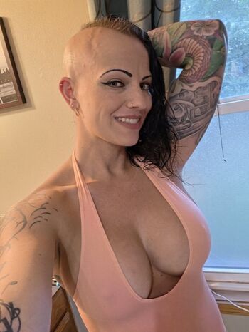 Full leaked Sexy workout babe private photo