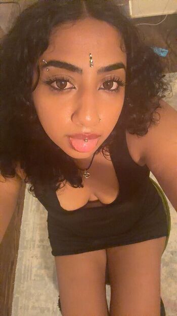 Full leaked Sexybaefrr private photo