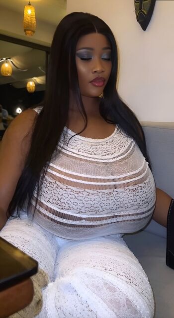 Full leaked Sexybugatti private onlyfans photo