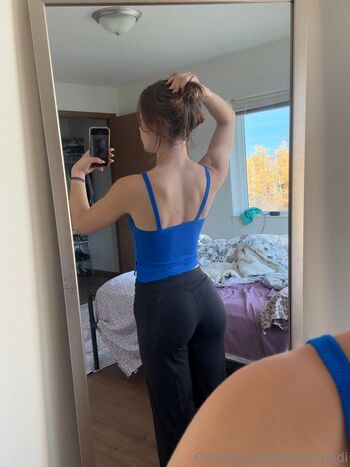 Full leaked Sexymadi private onlyfans photo
