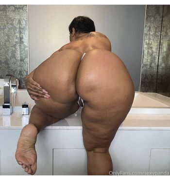 Full leaked Sexypanda private onlyfans photo