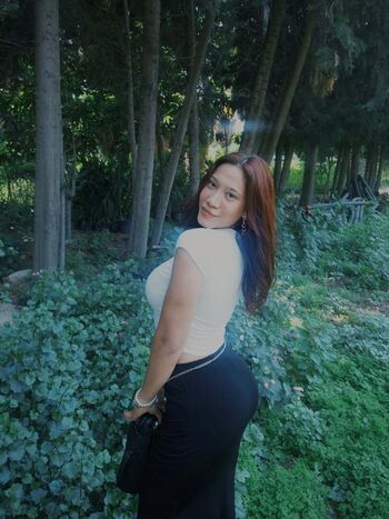 Full leaked Seymaugurr private onlyfans photo