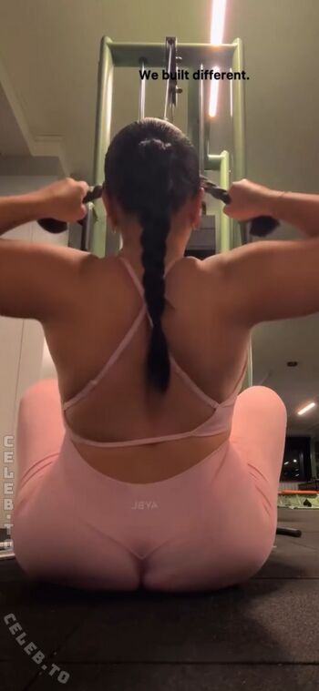 Full leaked Seymosuum private onlyfans photo