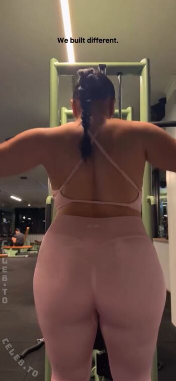 Full leaked Seymosuum private onlyfans photo