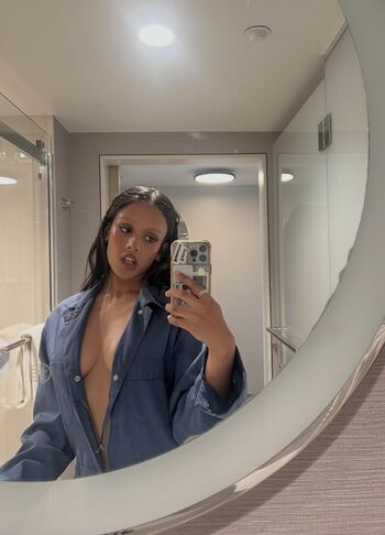 Full leaked Shabana azeez private photo