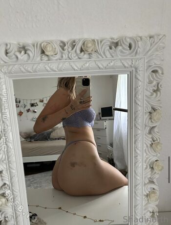 Full leaked Shadinorth private photo