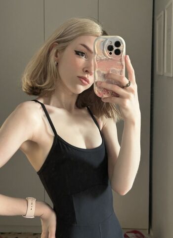 Full leaked Shadsi private photo