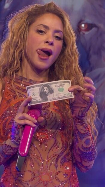 Full leaked Shakira page private photo