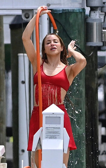 Full leaked Shakira page private photo
