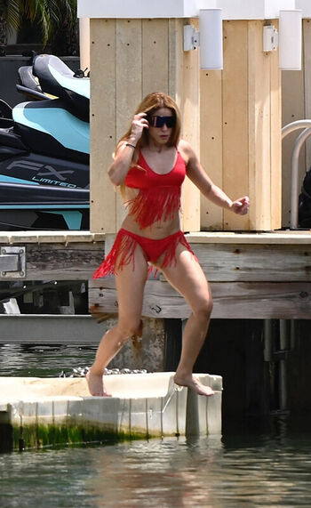 Full leaked Shakira page private photo