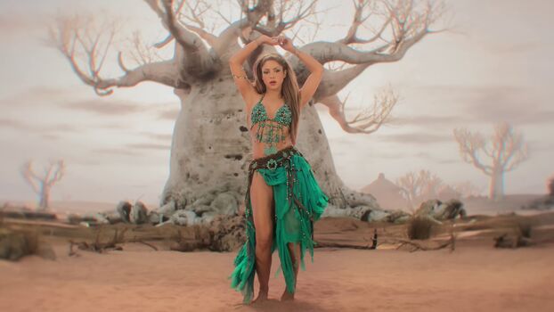 Full leaked Shakira page private photo