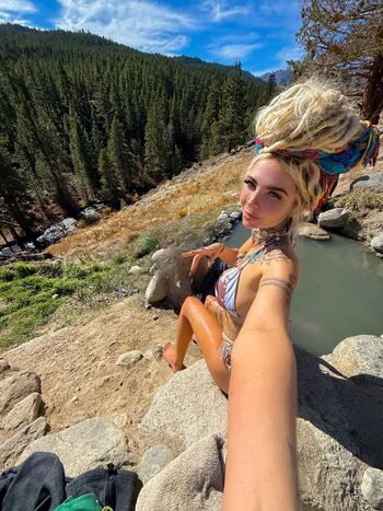 Full leaked Shanalah private onlyfans photo