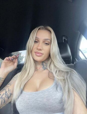 Shania Charette