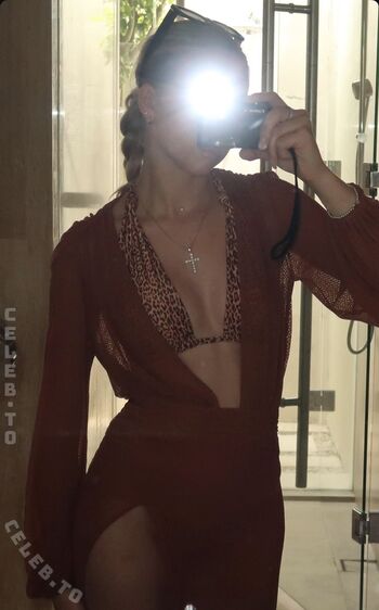 Full leaked Shania geiss private photo