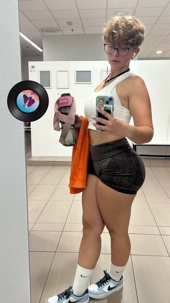 Full leaked Shaniah private onlyfans photo