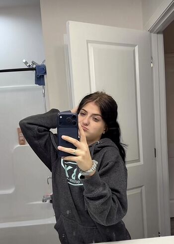 Full leaked Shaniamarie private photo