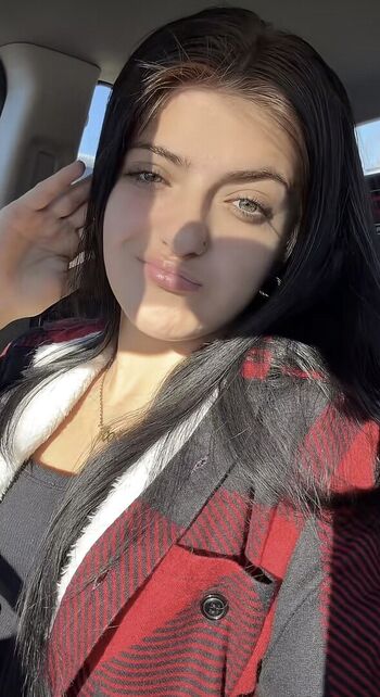 Full leaked Shaniamarie private photo